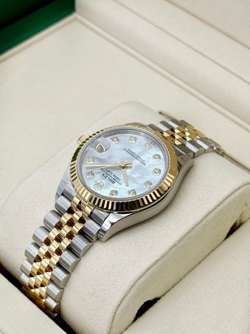 NEW 2026 Rolex Datejust 31mm 278273 Jubilee Mother of Pearl Diamond Dial