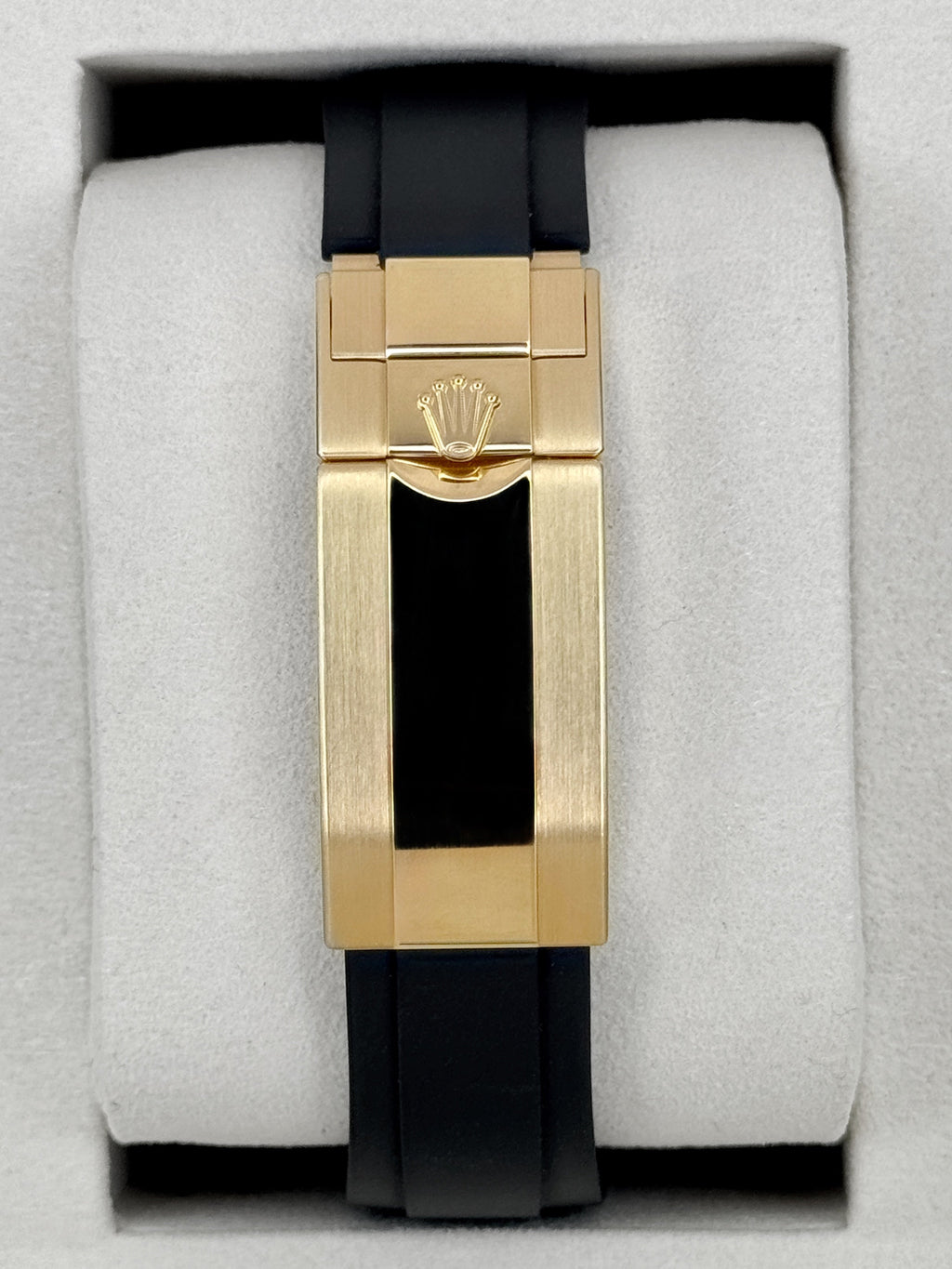 NEW 2026 Rolex Yacht-Master 42mm 226658 Gold Oysterflex Black Dial