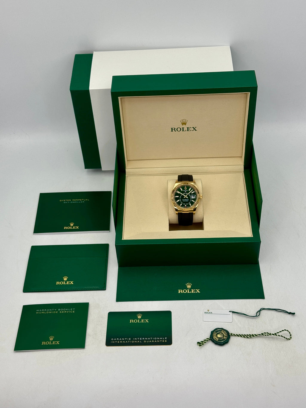 2025 Rolex Sky-Dweller 42mm 336238 Yellow Gold Oysterflex Green Dial