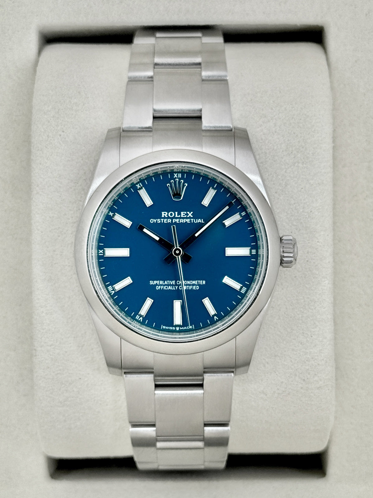 NEW 2026 Rolex Oyster Perpetual 34mm 124200 Stainless Steel Med Blue Dial