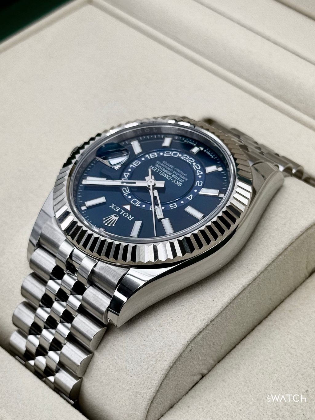 NEW 2026 Rolex Sky-Dweller 42mm 336934 Jubilee Blue Dial