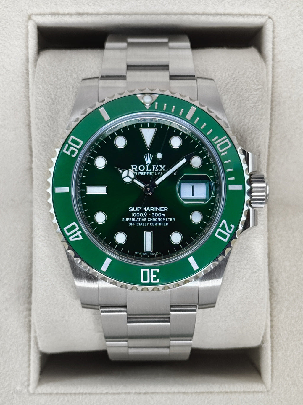 2019 Rolex Submariner Hulk 40mm 116610LV Green Dial