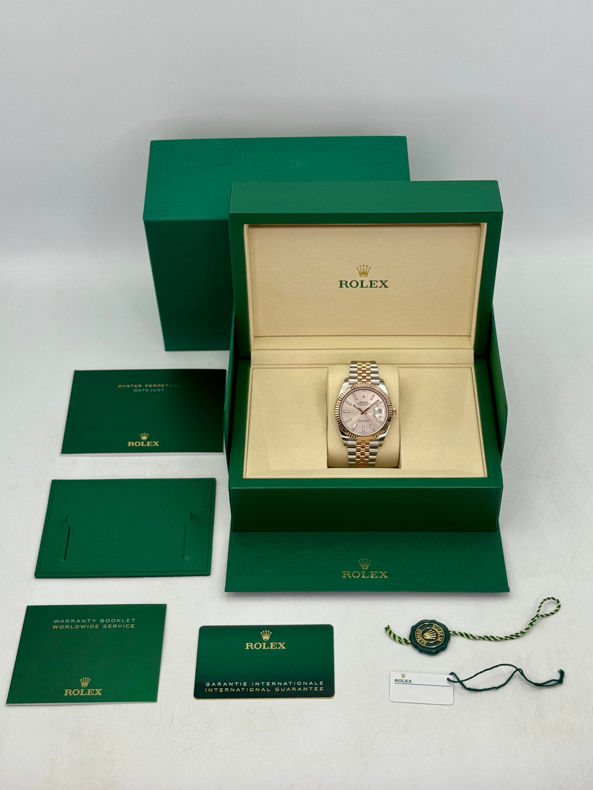2025 Rolex Datejust 41mm 126331 Two-Tone Jubilee Sundust Dial