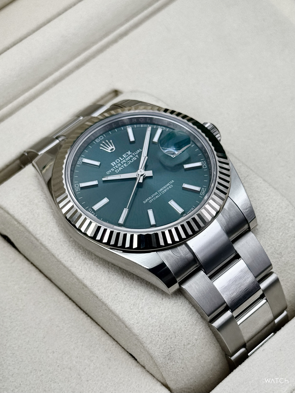 NEW 2026 Rolex Datejust 41mm 126334 Stainless Steel Oyster Green Dial - STICKERED