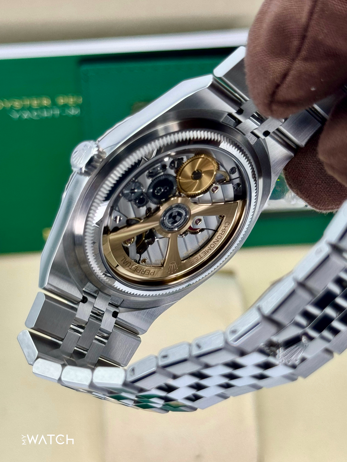 NEW 2026 Rolex Land-Dweller 40mm 127334 Stainless Steel Jubilee White Dial