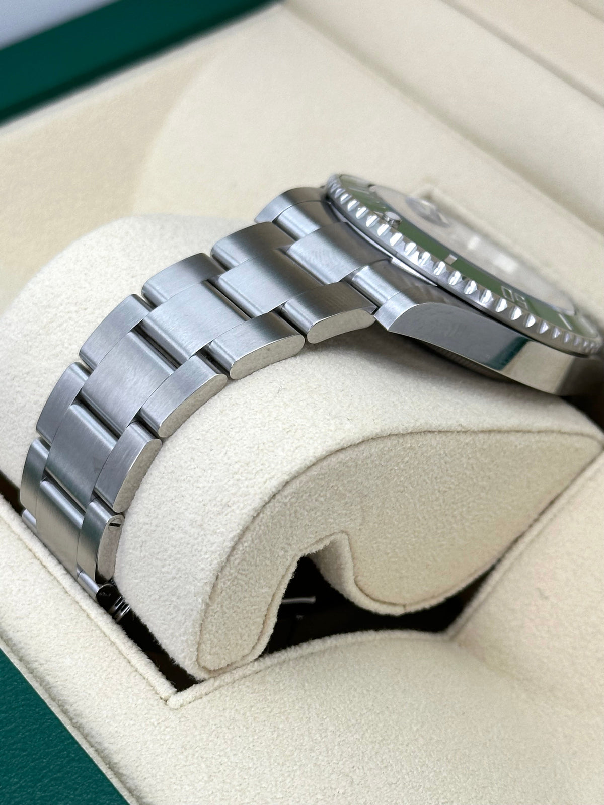 NEW 2024 Rolex Submariner "Starbucks" 41mm 126610LV Black Dial