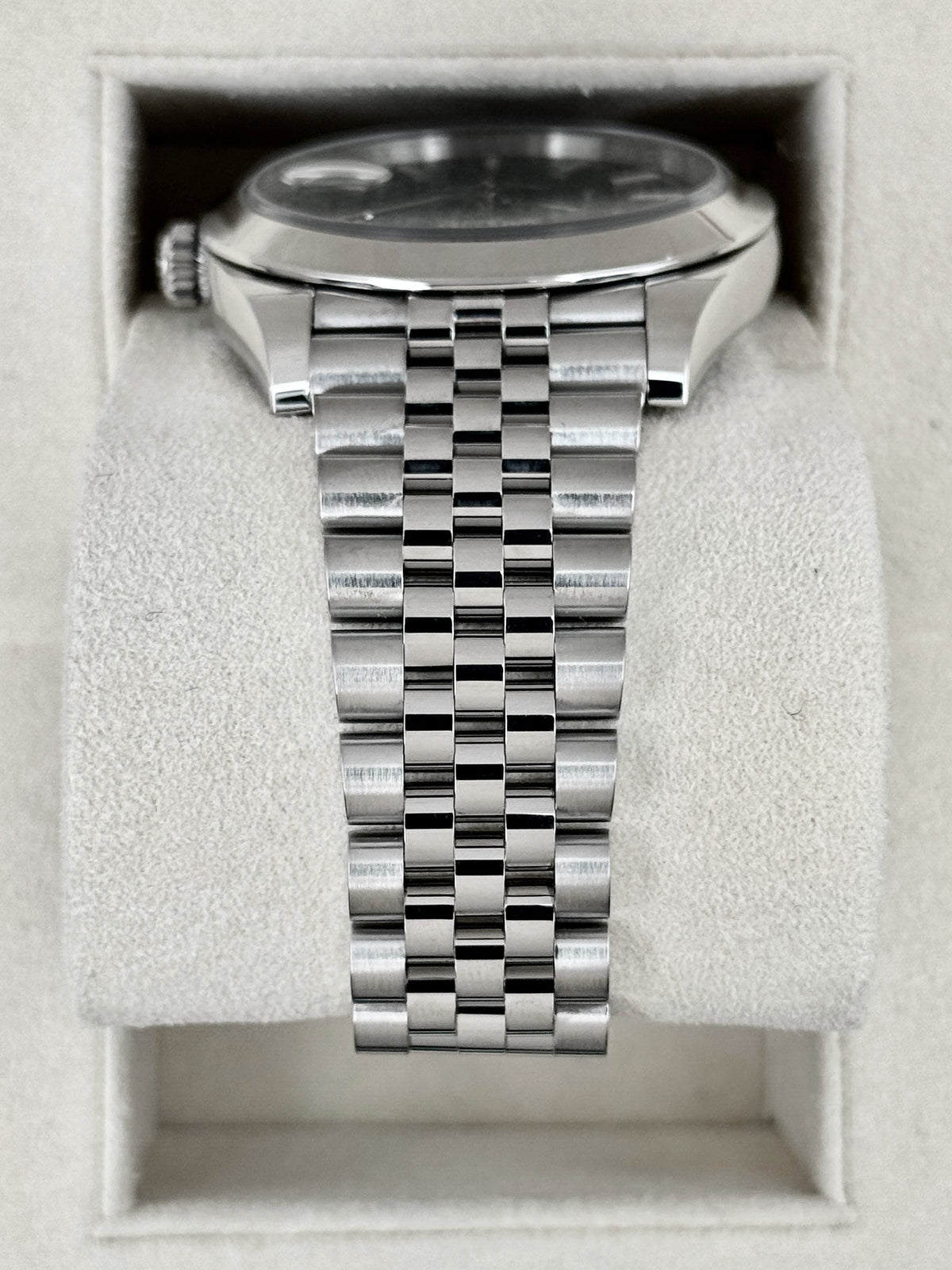 2019 Rolex Datejust 41mm 126300 Stainless Steel Jubilee Blue Dial