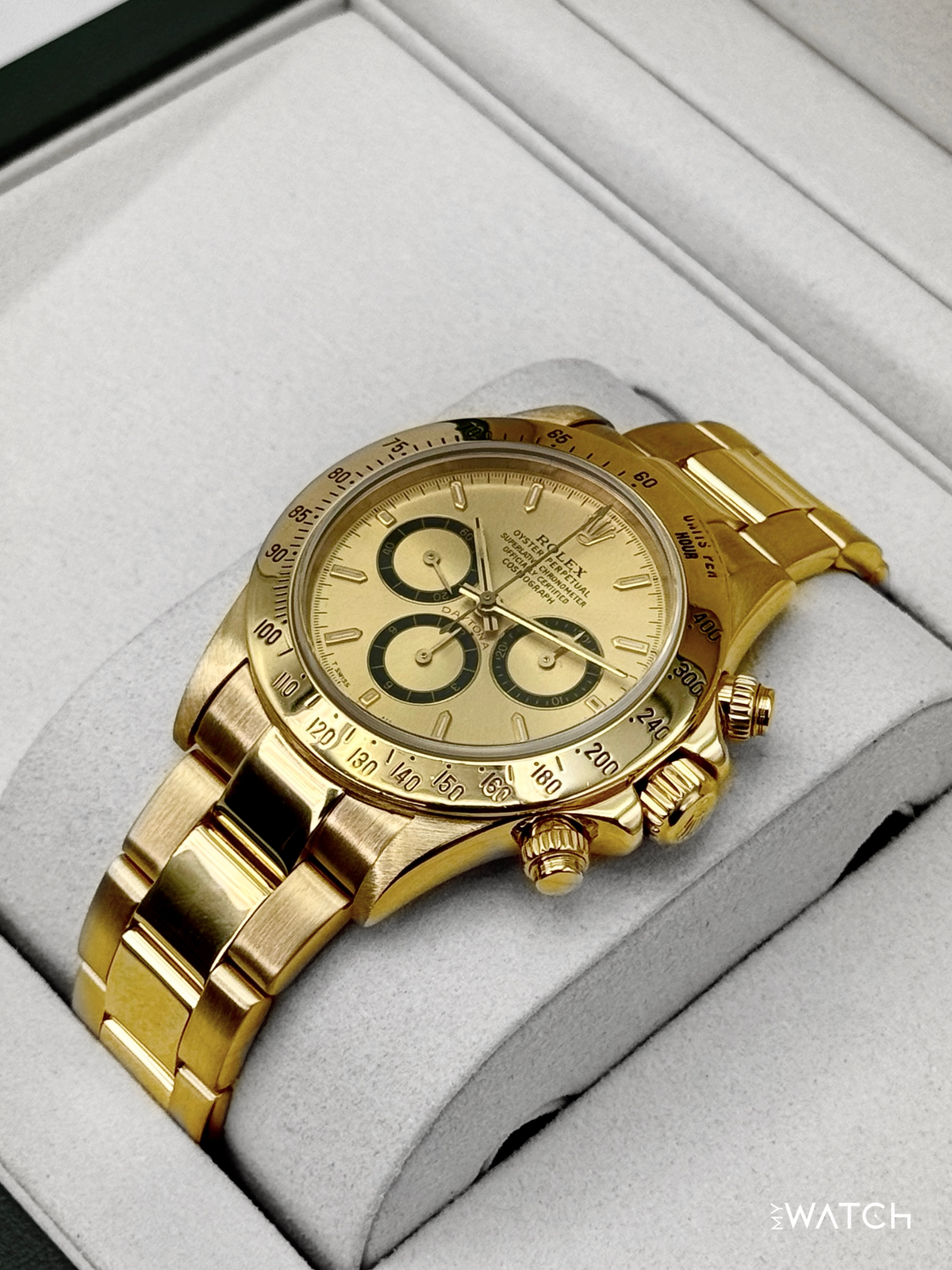 1997 Rolex Daytona 40mm 16528 Yellow Gold Champagne Dial