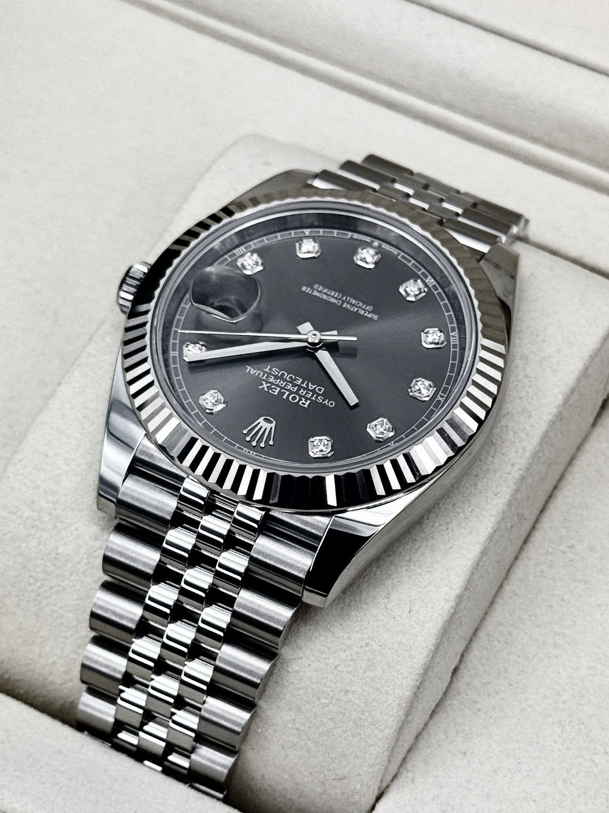 NEW 2026 Rolex Datejust 41mm 126334 Stainless Steel Jubilee Rhodium Diamond Dial