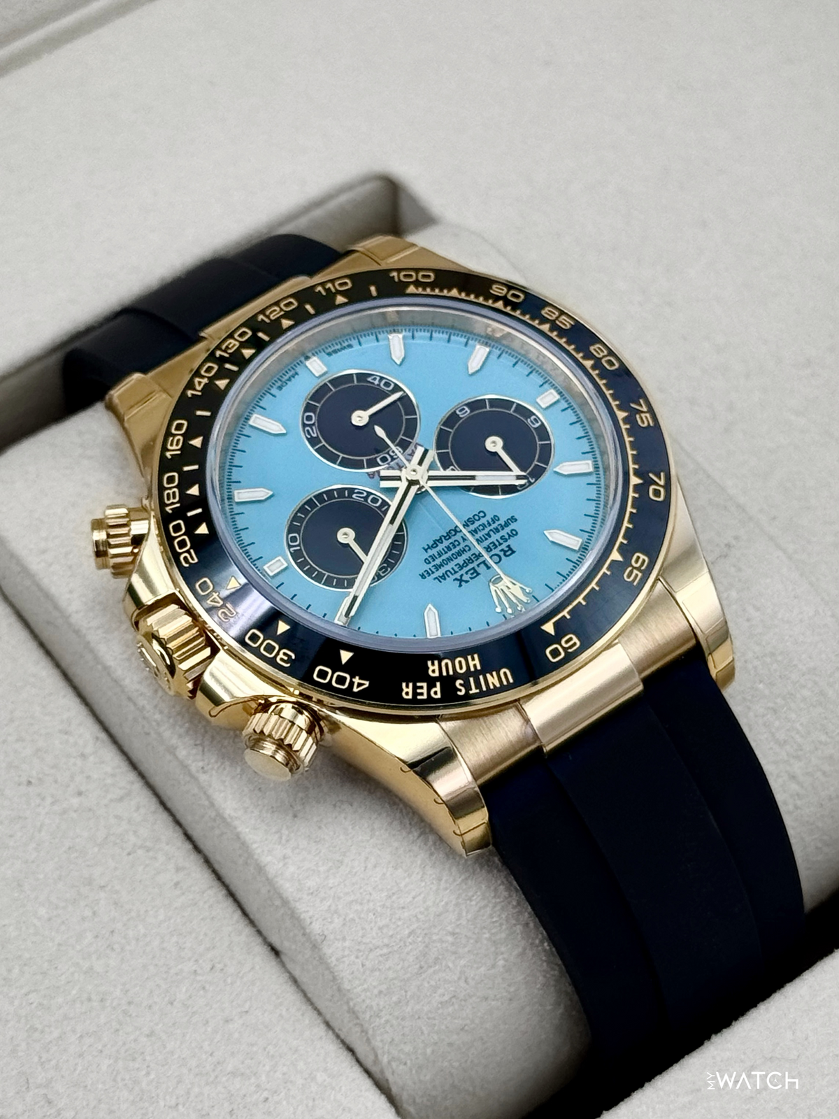 NEW 2026 Rolex Daytona 40mm 126518LN Yellow Gold Oysterflex Turquoise Dial (STICKERED)