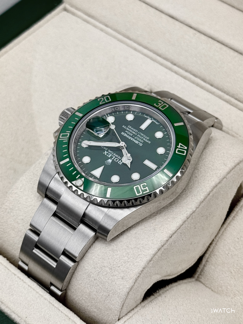 2019 Rolex Submariner “Hulk” 40mm 116610LV Green Dial