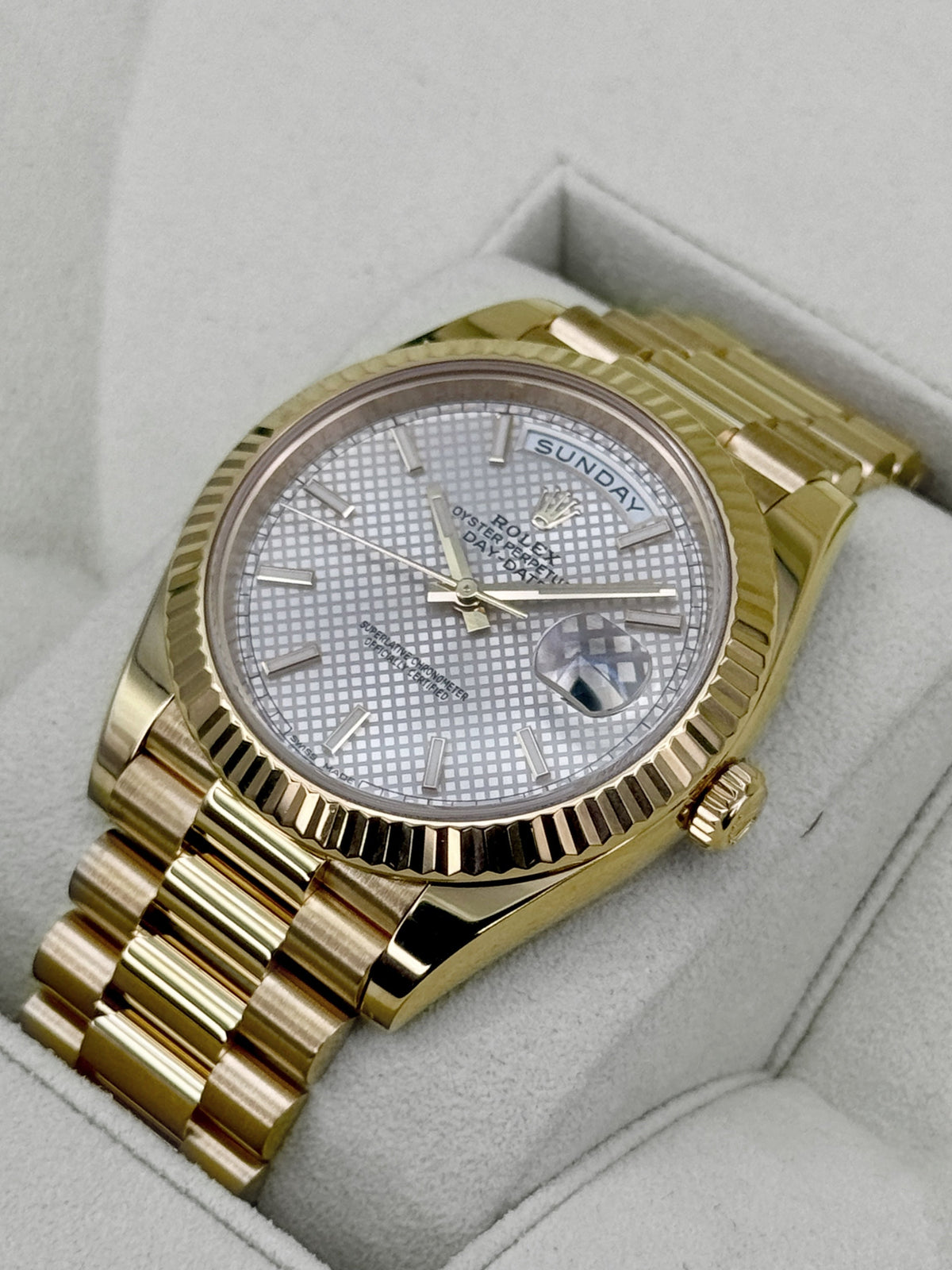 2016 Rolex Day-Date 40mm 228238 Presidential Silver Motif Dial
