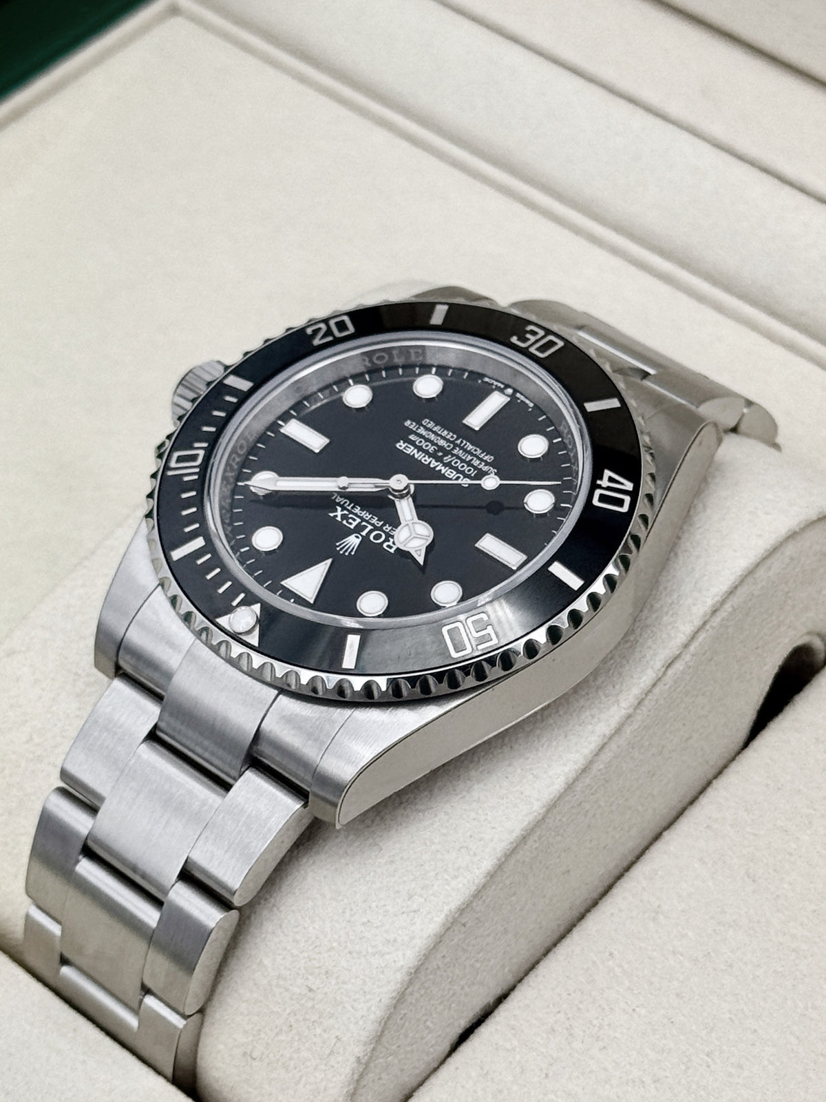 NEW 2026 Rolex Submariner 41mm 124060 Stainless Steel Black Dial (STICKERED)
