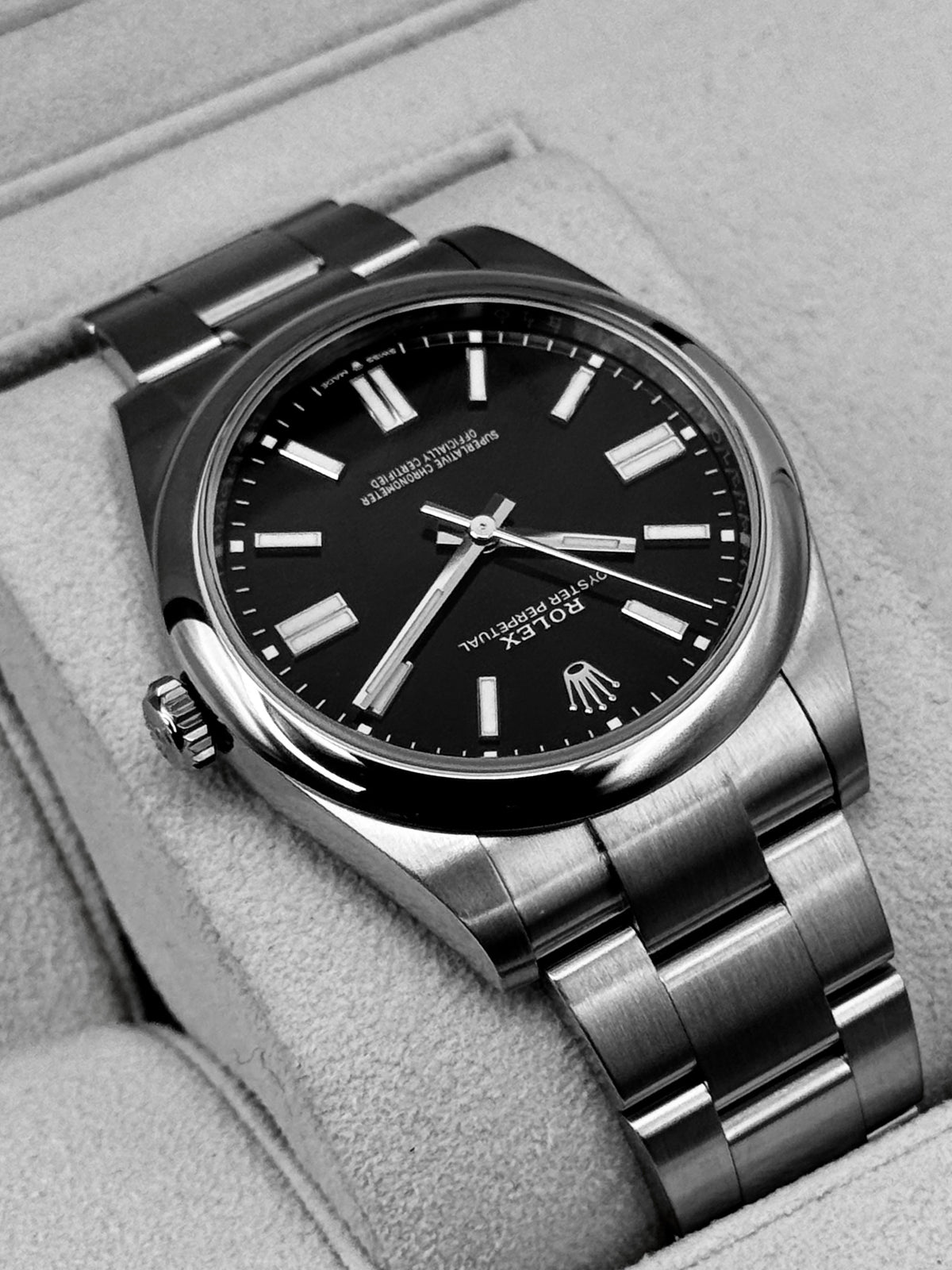 2023 Rolex Oyster Perpetual 41mm 124300 Black Dial