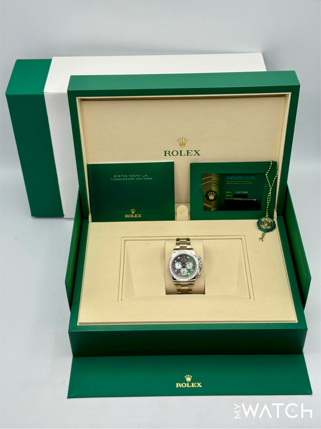 NEW 2026 Rolex Daytona 40mm 126579RBR Mother of Pearl Diamond Dial