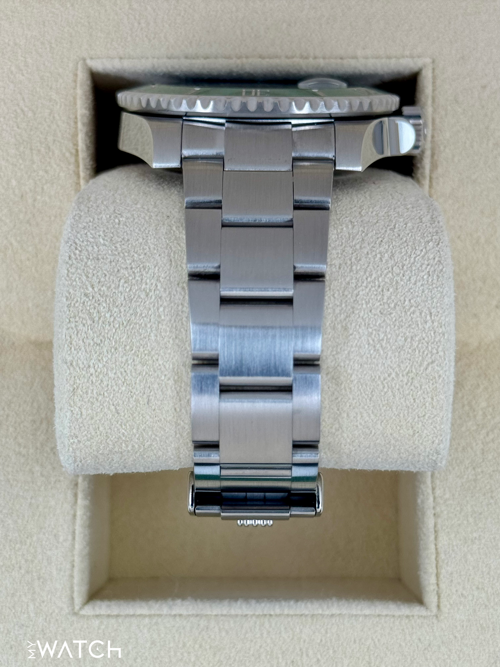 2015 Rolex Submariner “Hulk” 40mm 116610LV Green Dial