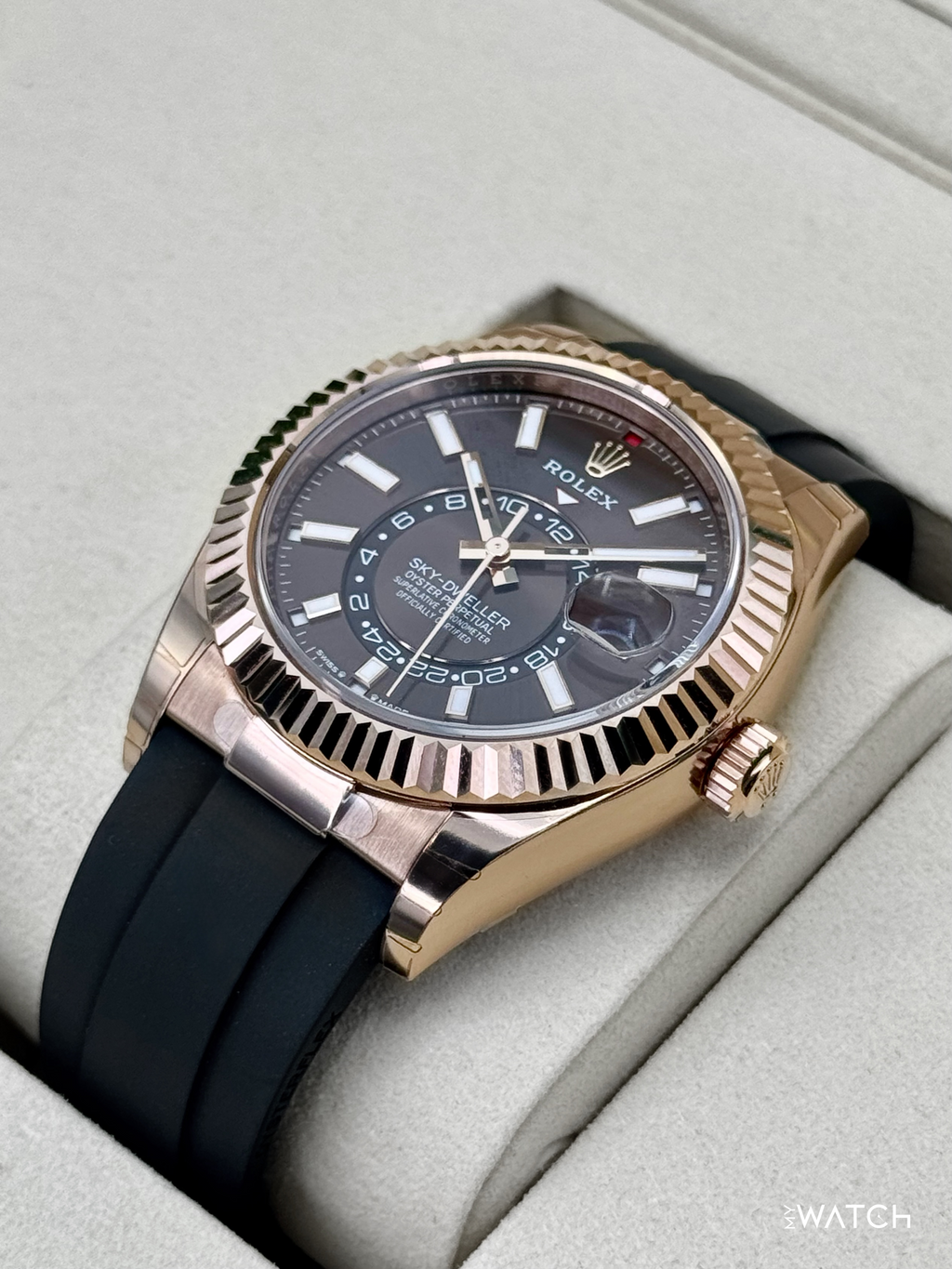 NEW 2026 Rolex Sky-Dweller 42mm 336235 Rose Gold Oysterflex Chocolate Dial (STICKERED)