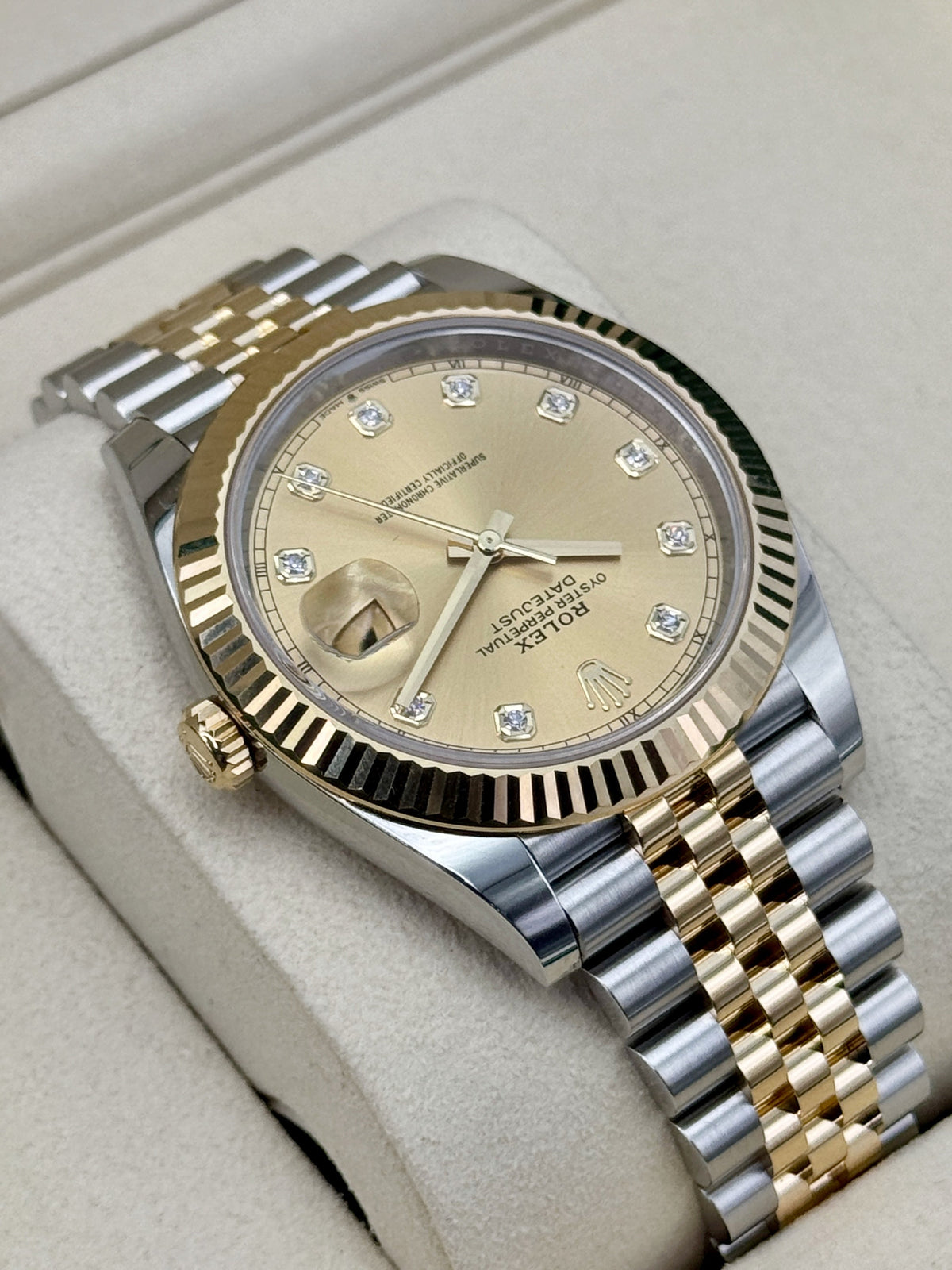 2025 Rolex Datejust 41mm 126333 Two-Tone Jubilee Champagne Diamond Dial