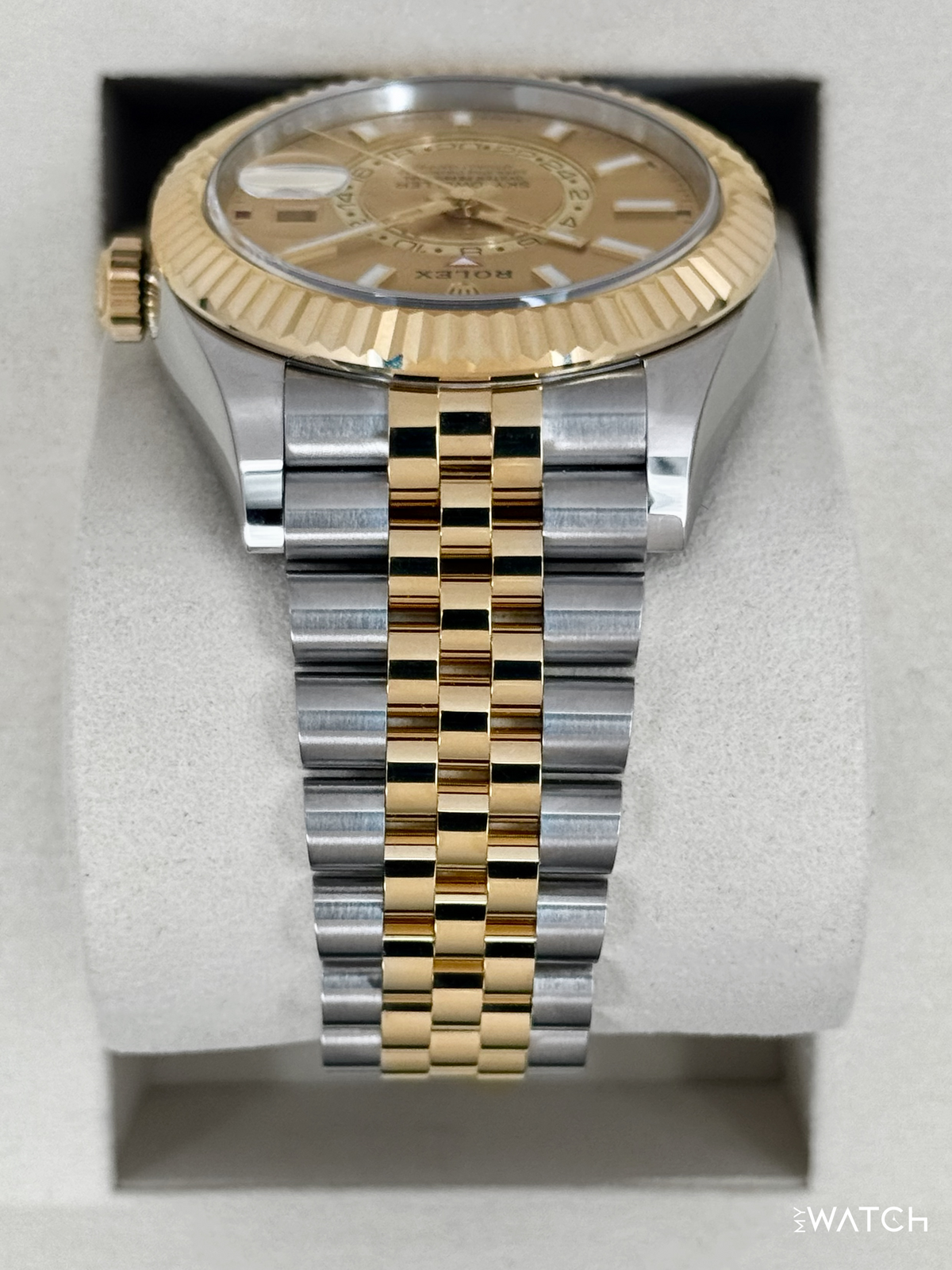 NEW 2026 Rolex Sky-Dweller 42mm 336933 Jubilee Champagne Dial