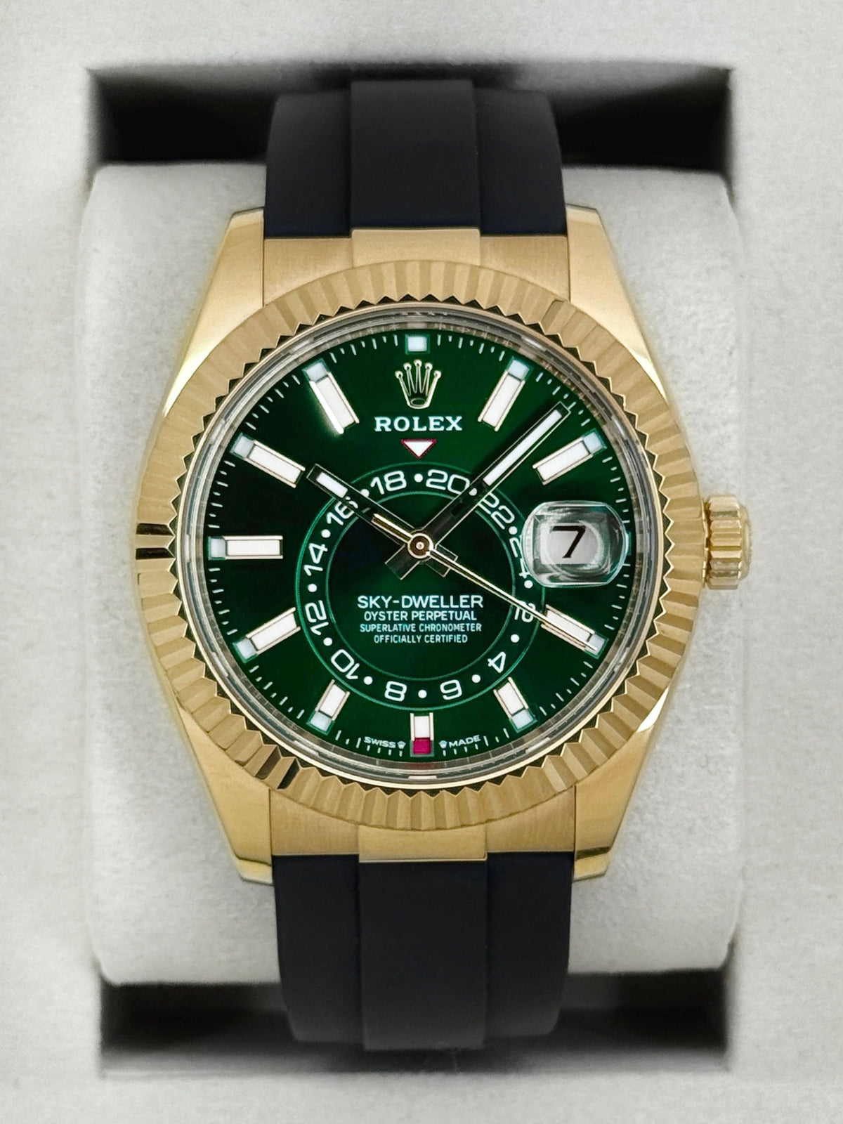 2025 Rolex Sky-Dweller 42mm 336238 Yellow Gold Oysterflex Green Dial