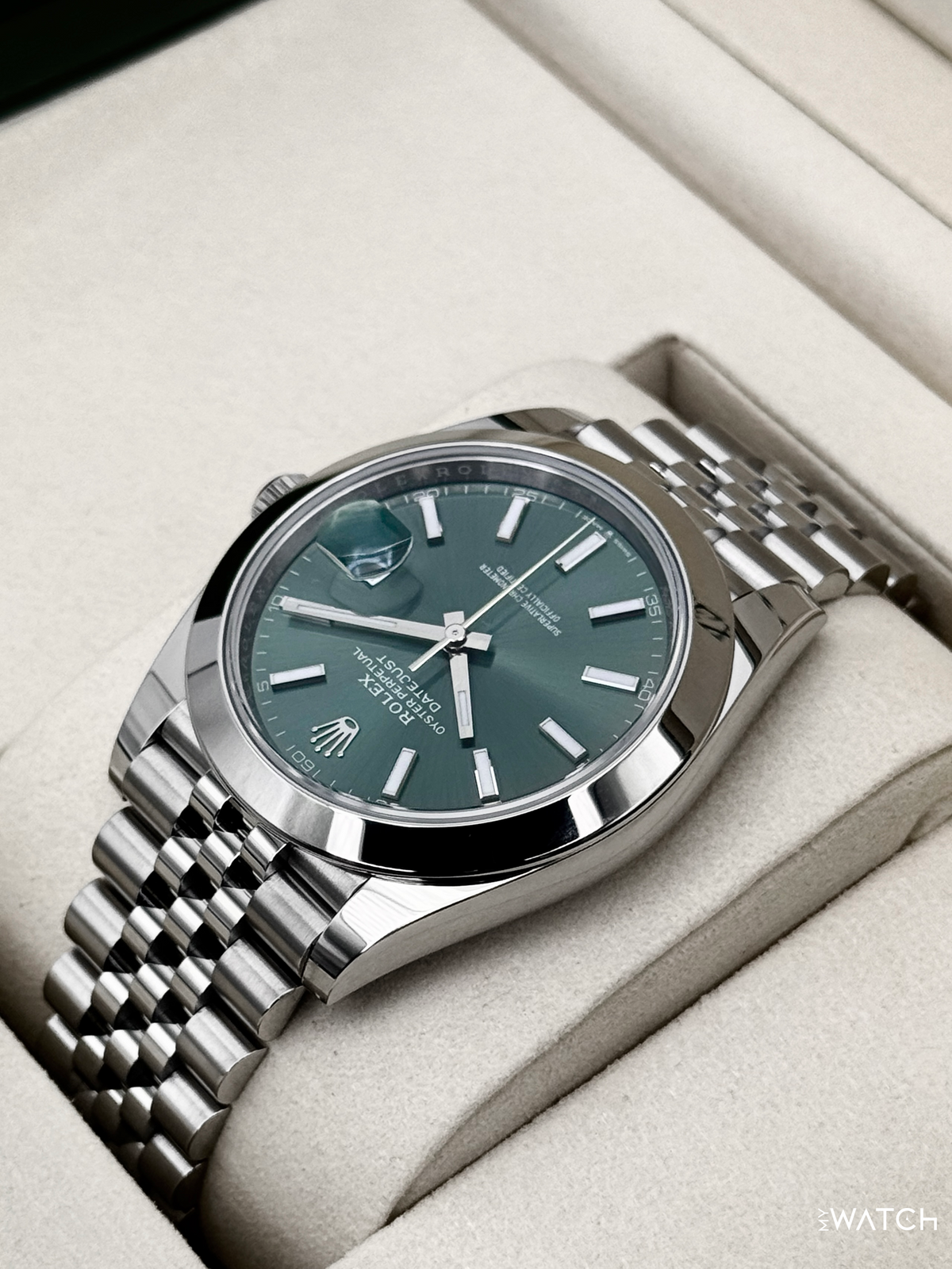 NEW 2026 Rolex Datejust 41mm 126300 Stainless Steel Jubilee Green Dial