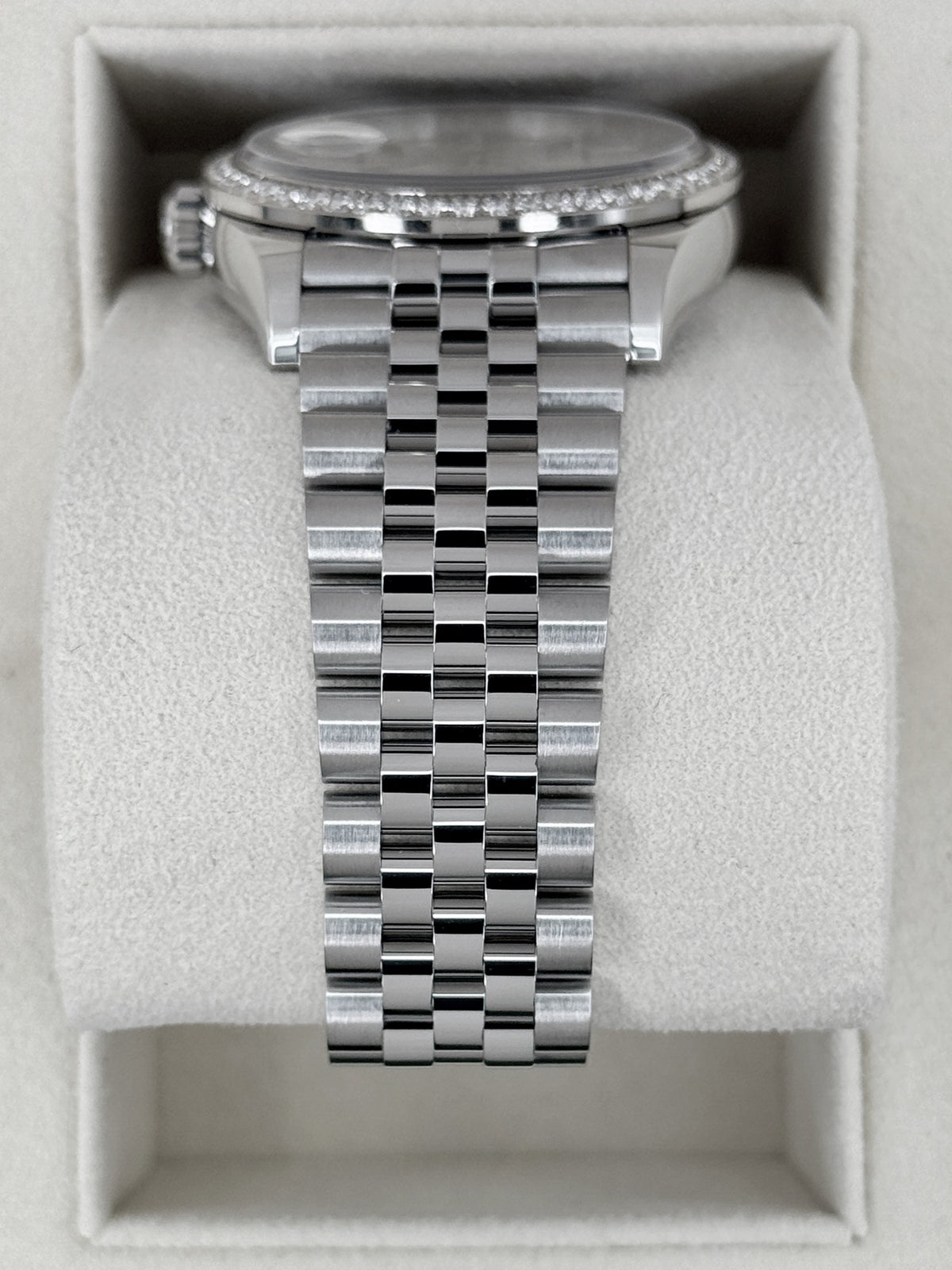 2021 Rolex Datejust 36mm 126284RBR Stainless Steel Jubilee Diamond Bezel Silver Dial