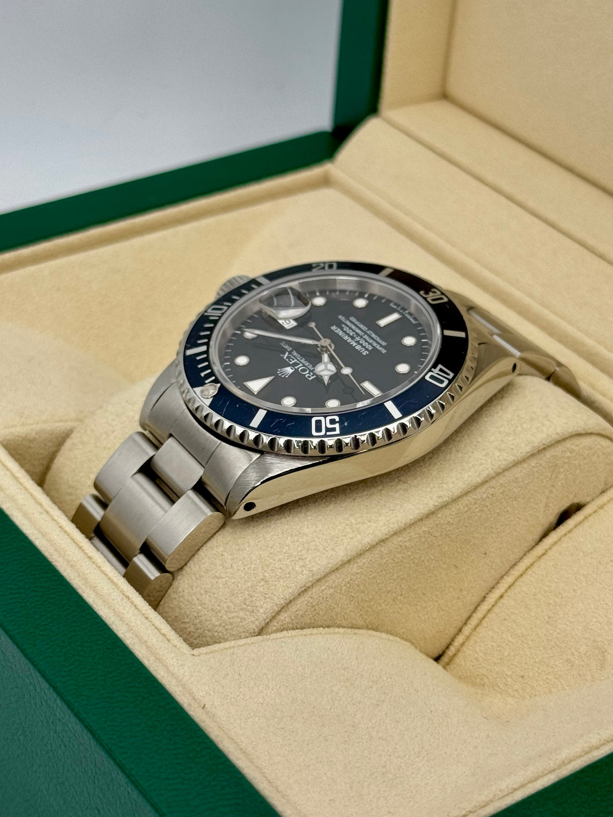 1985 Rolex Submariner 40mm 16800 Stainless Steel Ghost Bezel Black Dial