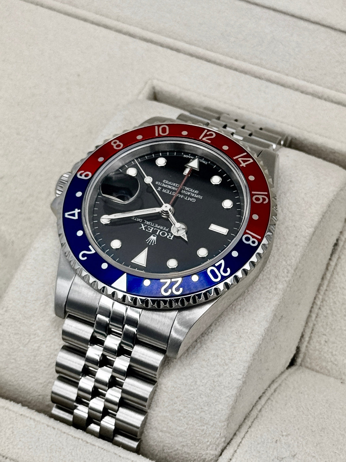 2004 Rolex GMT-Master II "Pepsi/Coke/Black" 40mm 16710LN Jubilee (CPO)