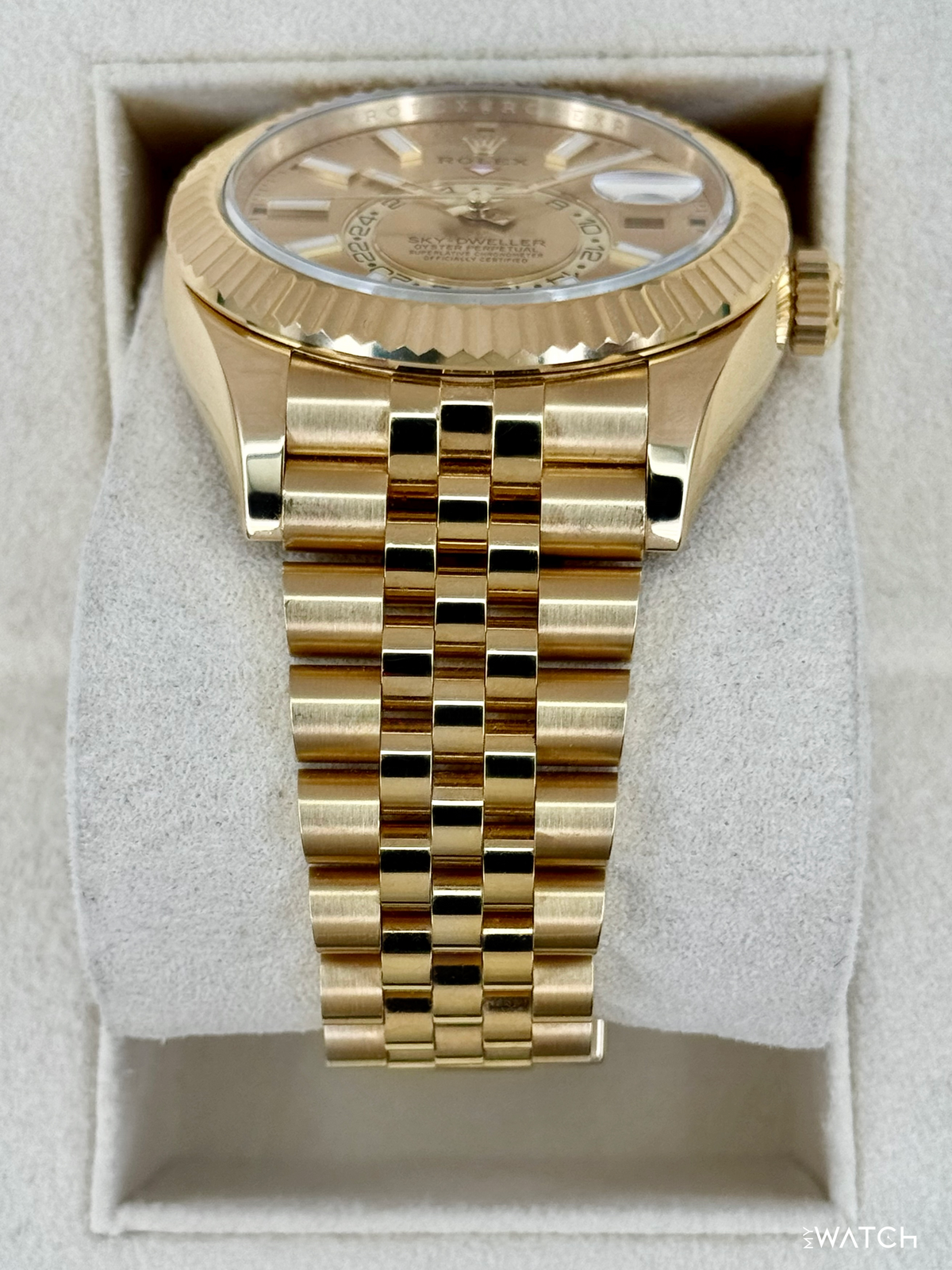 2024 Rolex Sky-Dweller 42mm 336938 Yellow Gold Jubilee Champagne Dial