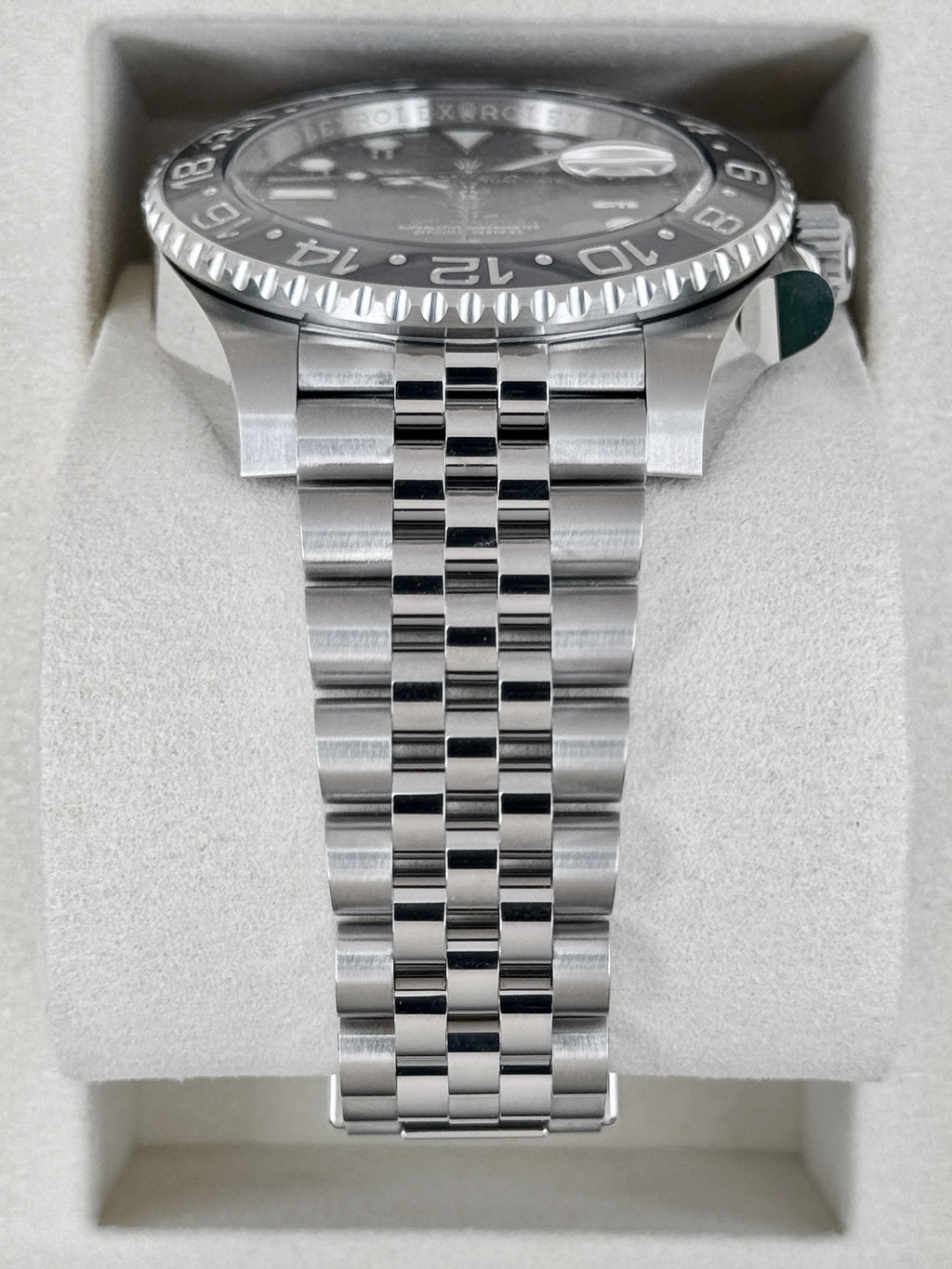 NEW 2026 Rolex GMT-Master II Bruce Wayne 40mm 126710GRNR Jubilee (NEW STYLE CARD)