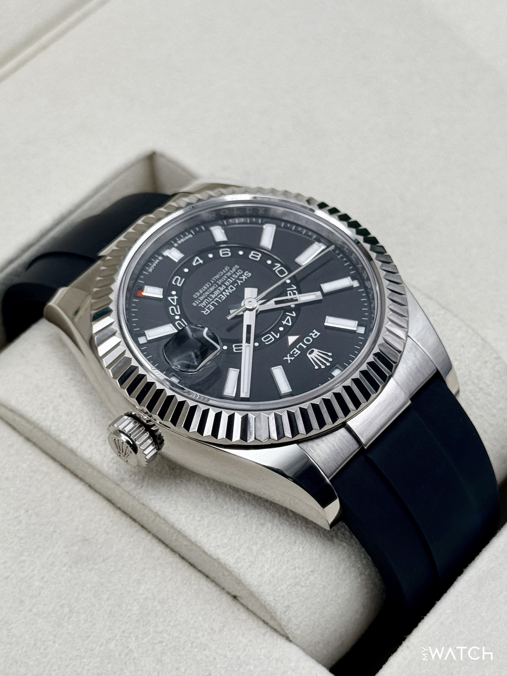 2025 Rolex Sky-Dweller 42mm 336239 White Gold Oysterflex Black Dial