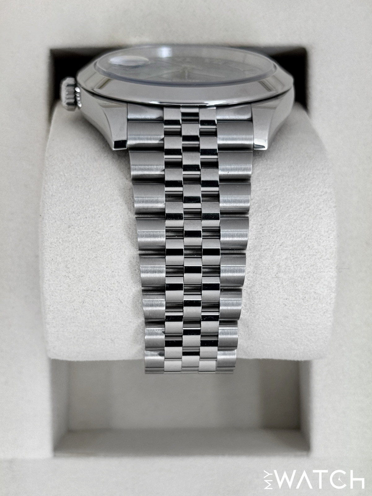 NEW 2026 Rolex Datejust 41mm 126300 Stainless Steel Jubilee Blue Roman Numeral Dial