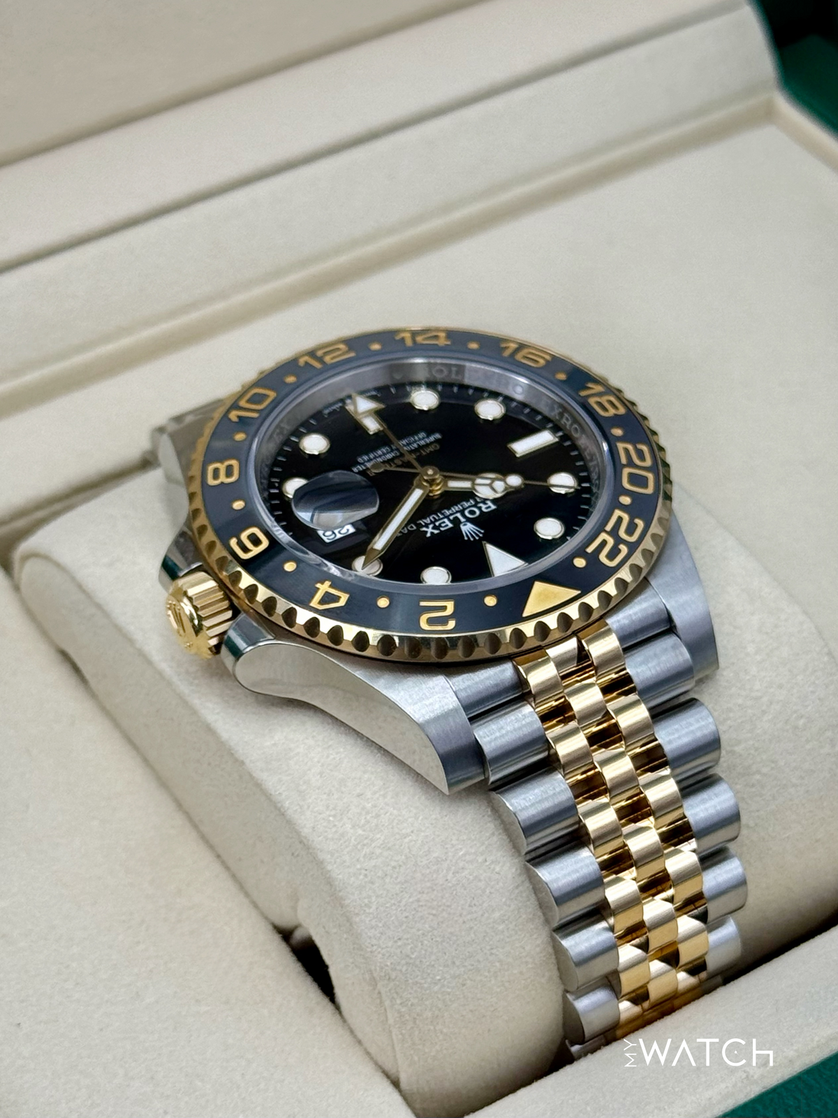 NEW 2025 Rolex GMT-Master II 40mm 126713GRNR Two-Tone Jubilee
