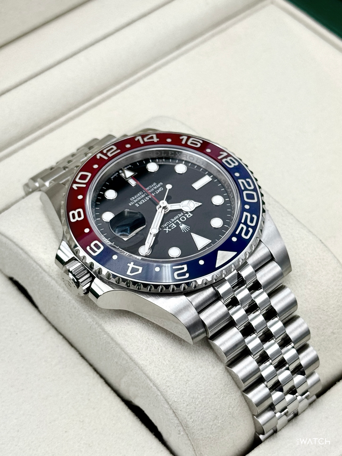 NEW 2025 Rolex GMT-Master II "Pepsi" 40mm 126710BLRO Jubilee