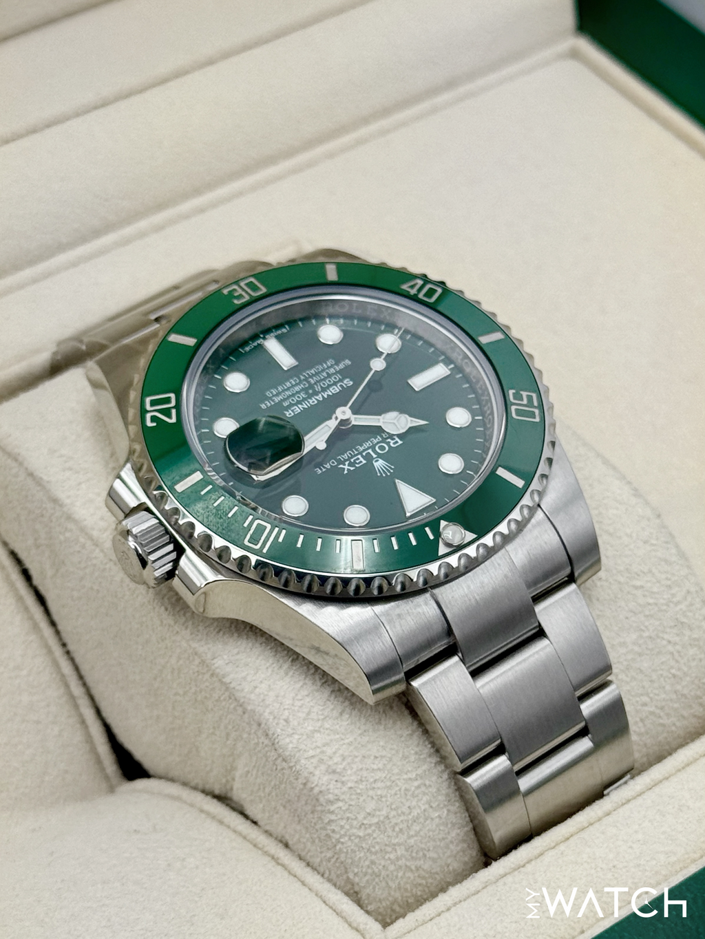 2020 Rolex Submariner “Hulk” 40mm 116610LV Green Dial