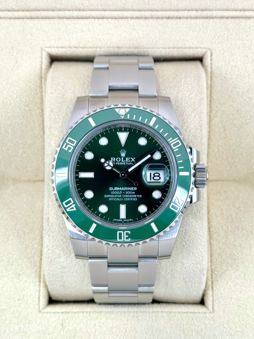 2017 Rolex Submariner "Hulk" 40mm 116610LV Green Dial