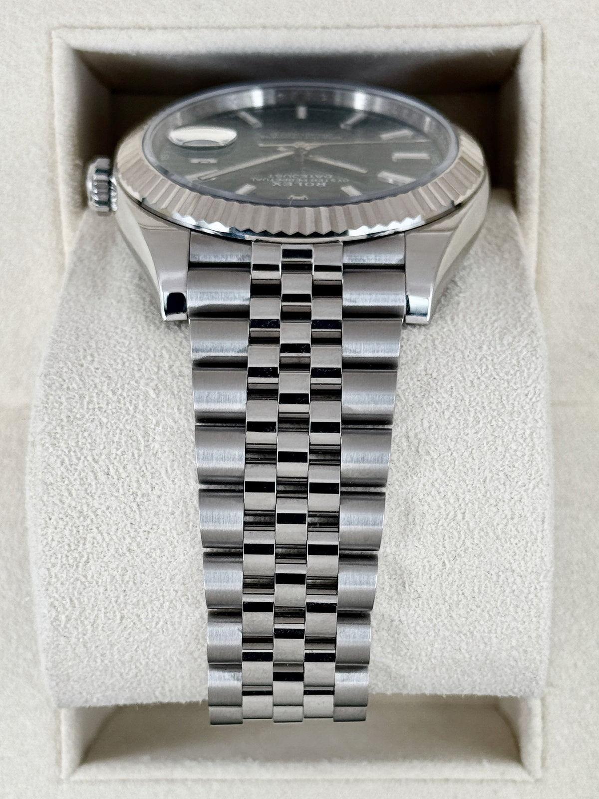 2024 Rolex Datejust 41mm 126334 Stainless Steel Jubilee Green Motif Dial