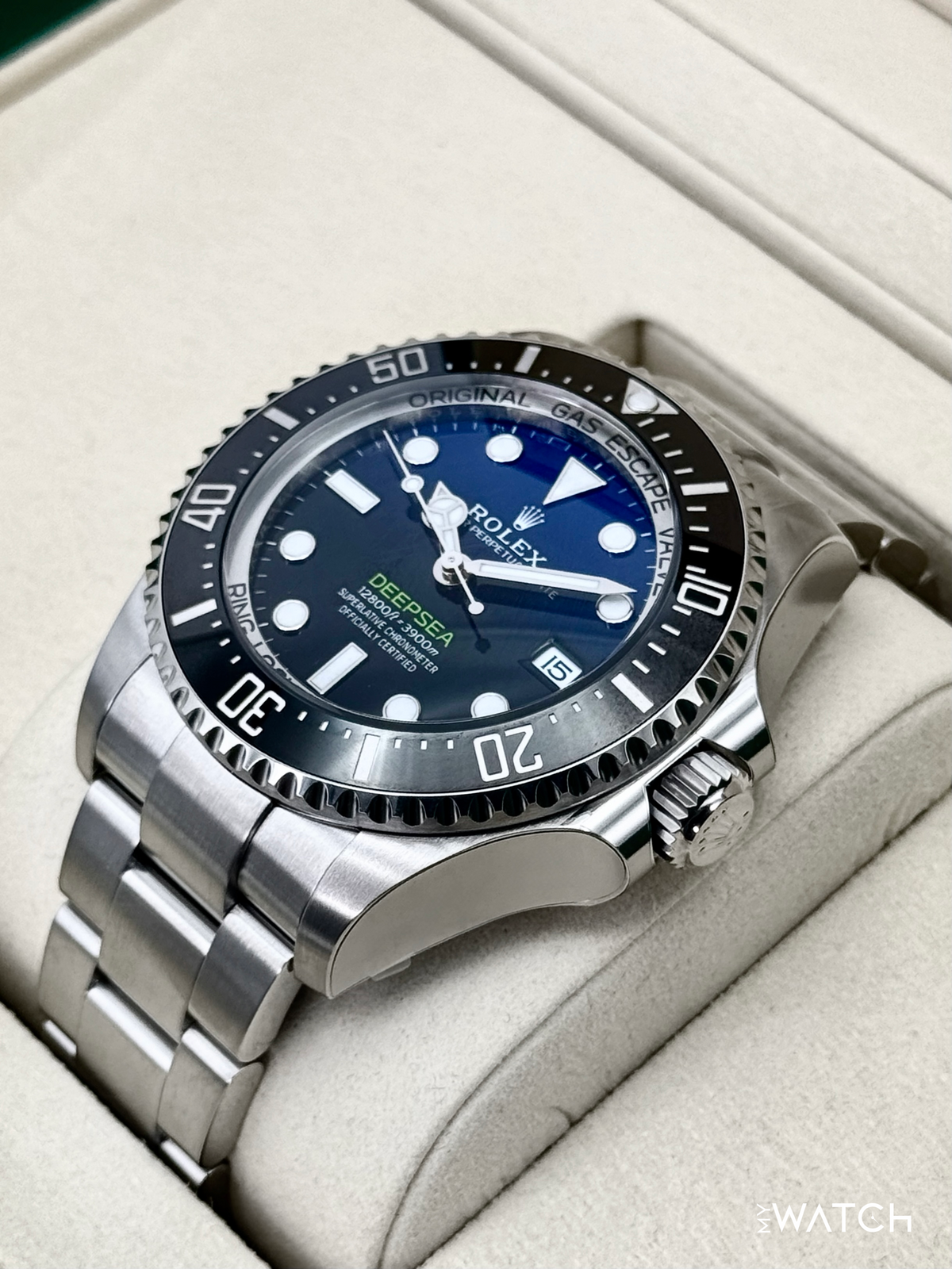 NEW 2026 Rolex Deepsea "James Cameron" 44mm 136660 Blue Dial (STICKERED)