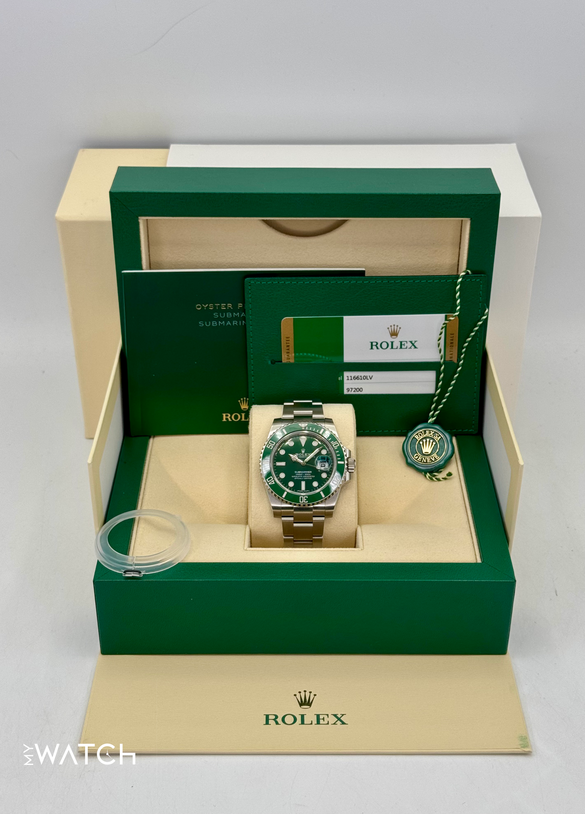 NEW OLD STOCK 2020 Rolex Submariner “Hulk” 40mm 116610LV Green Dial