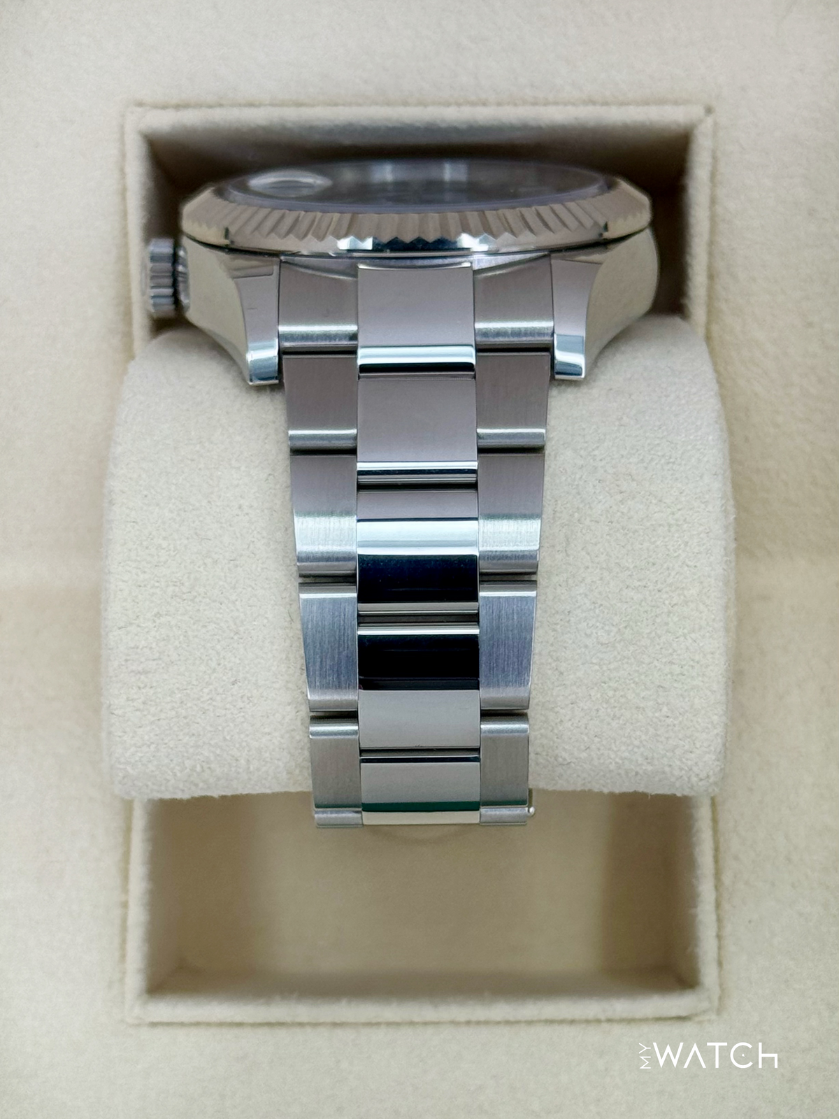 2022 Rolex Sky-Dweller 42mm 326934 Oyster Blue Dial