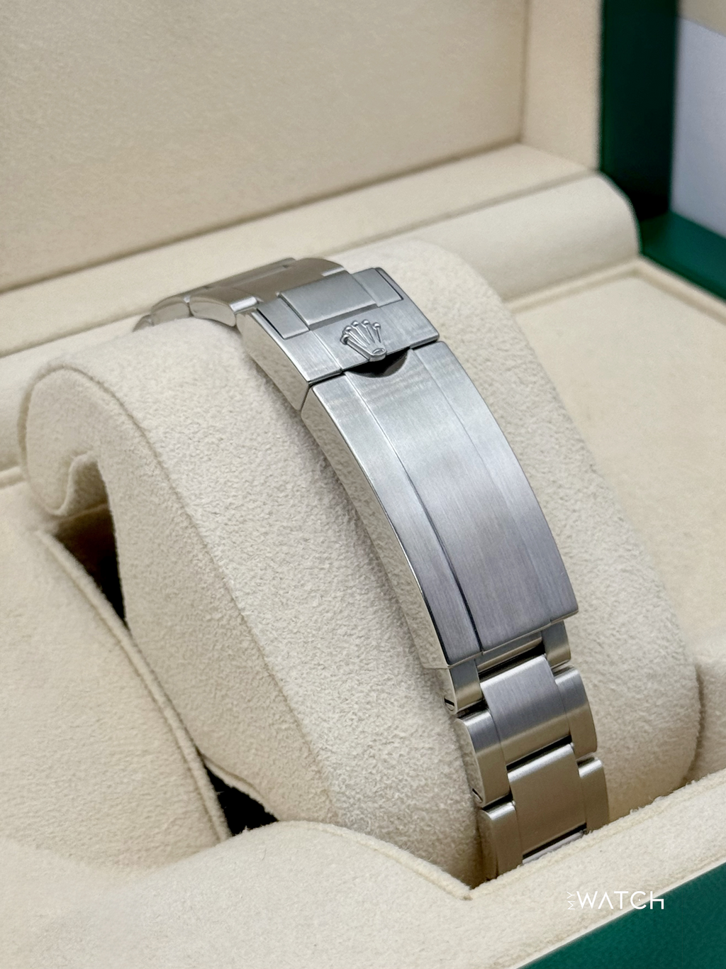 2020 Rolex Submariner “Hulk” 40mm 116610LV Green Dial
