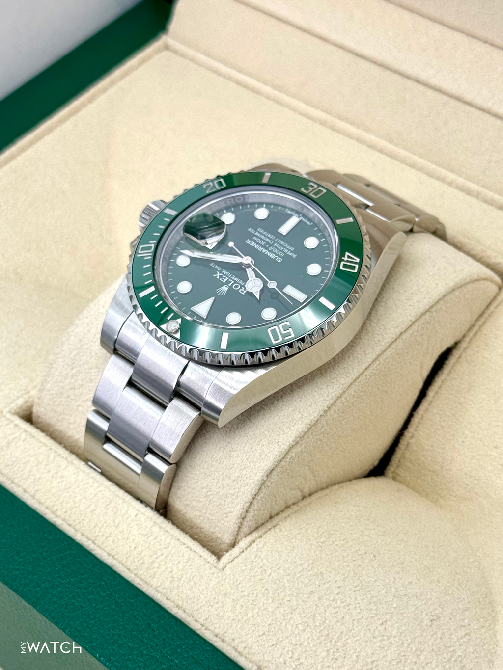 2018 Rolex Submariner “Hulk” 40mm 116610LV Green Dial