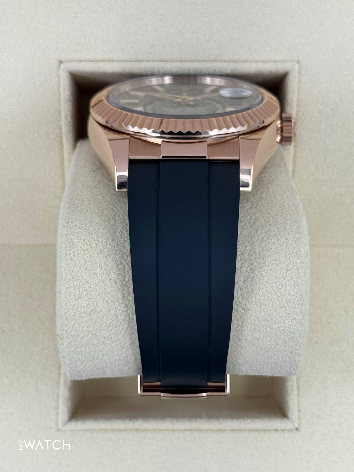 2021 Rolex Sky-Dweller 42mm 326235 Rose Gold Oysterflex Rhodium Dial
