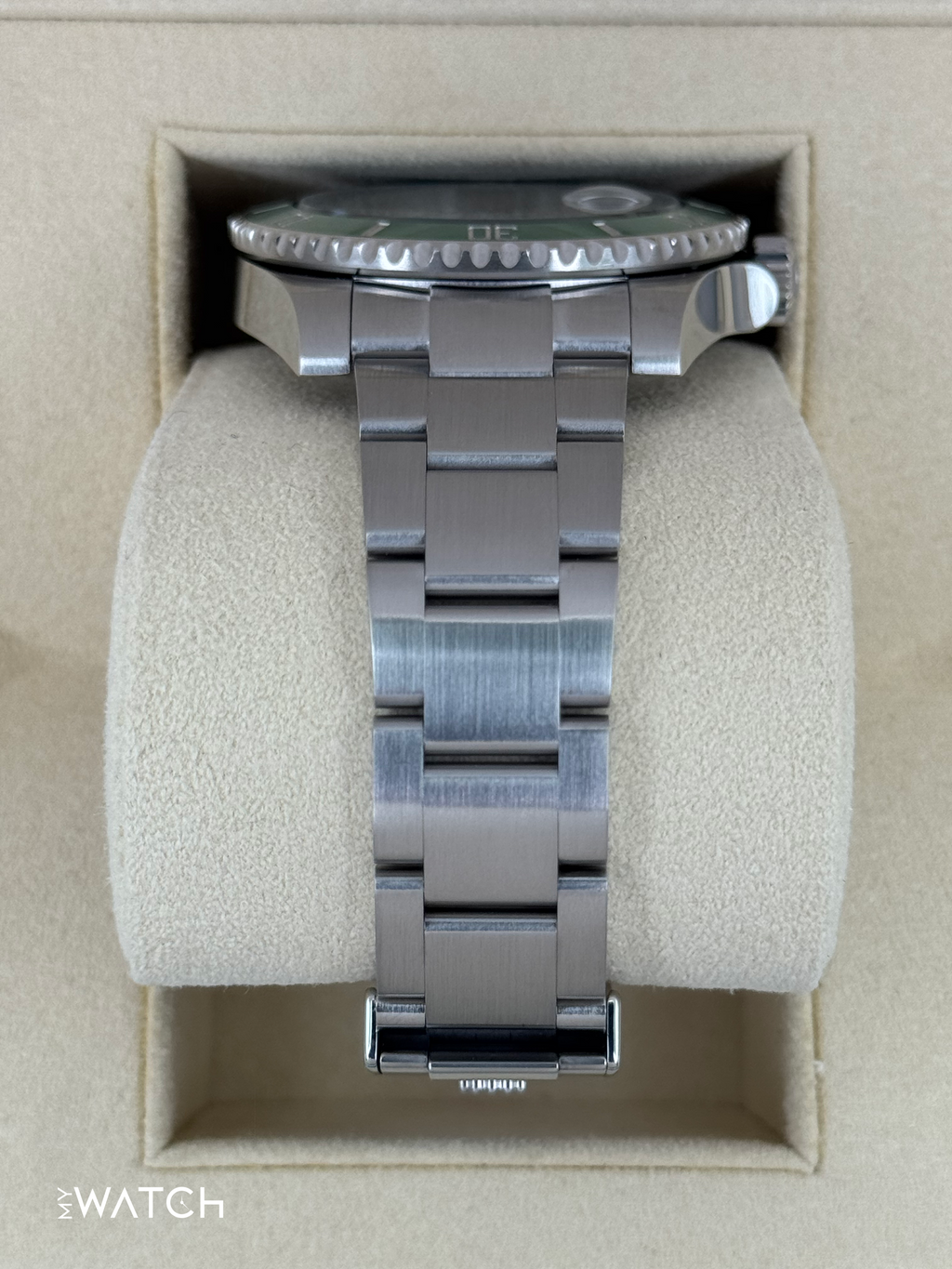 2018 Rolex Submariner “Hulk” 40mm 116610LV Green Dial