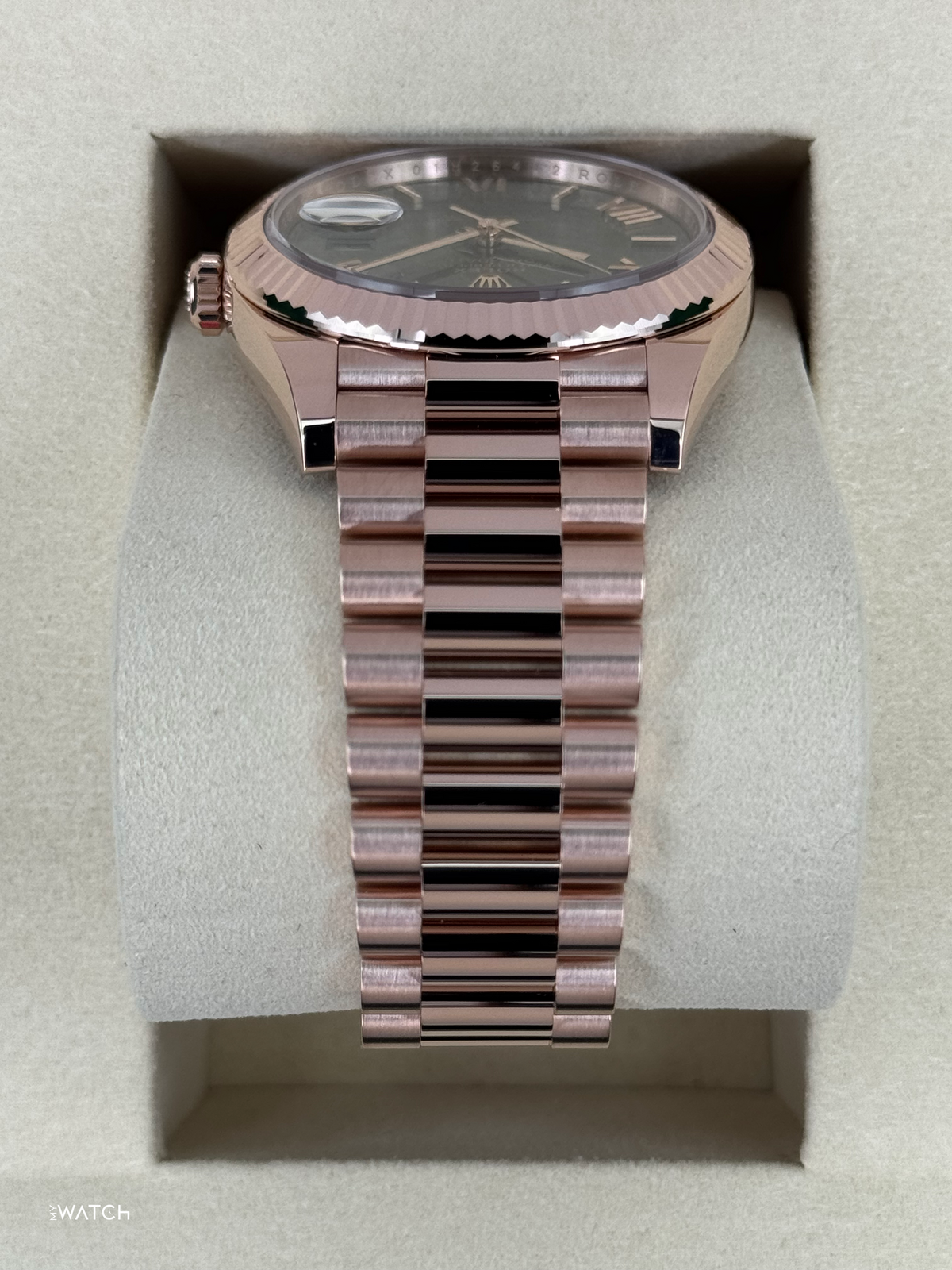NEW 2026 Rolex Day-Date 40mm 228235 Presidential Rose Gold Olive Green Dial