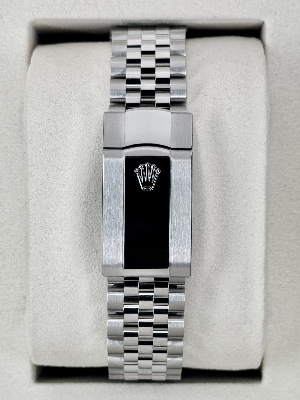 NEW 2026 Rolex Datejust 41mm 126334 Stainless Steel Jubilee Rhodium Diamond Dial
