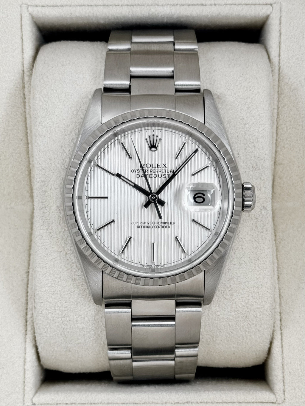 2004 Rolex Datejust 36mm 16220 Stainless Steel Oyster Silver Tapestry Dial (Collectors Set)
