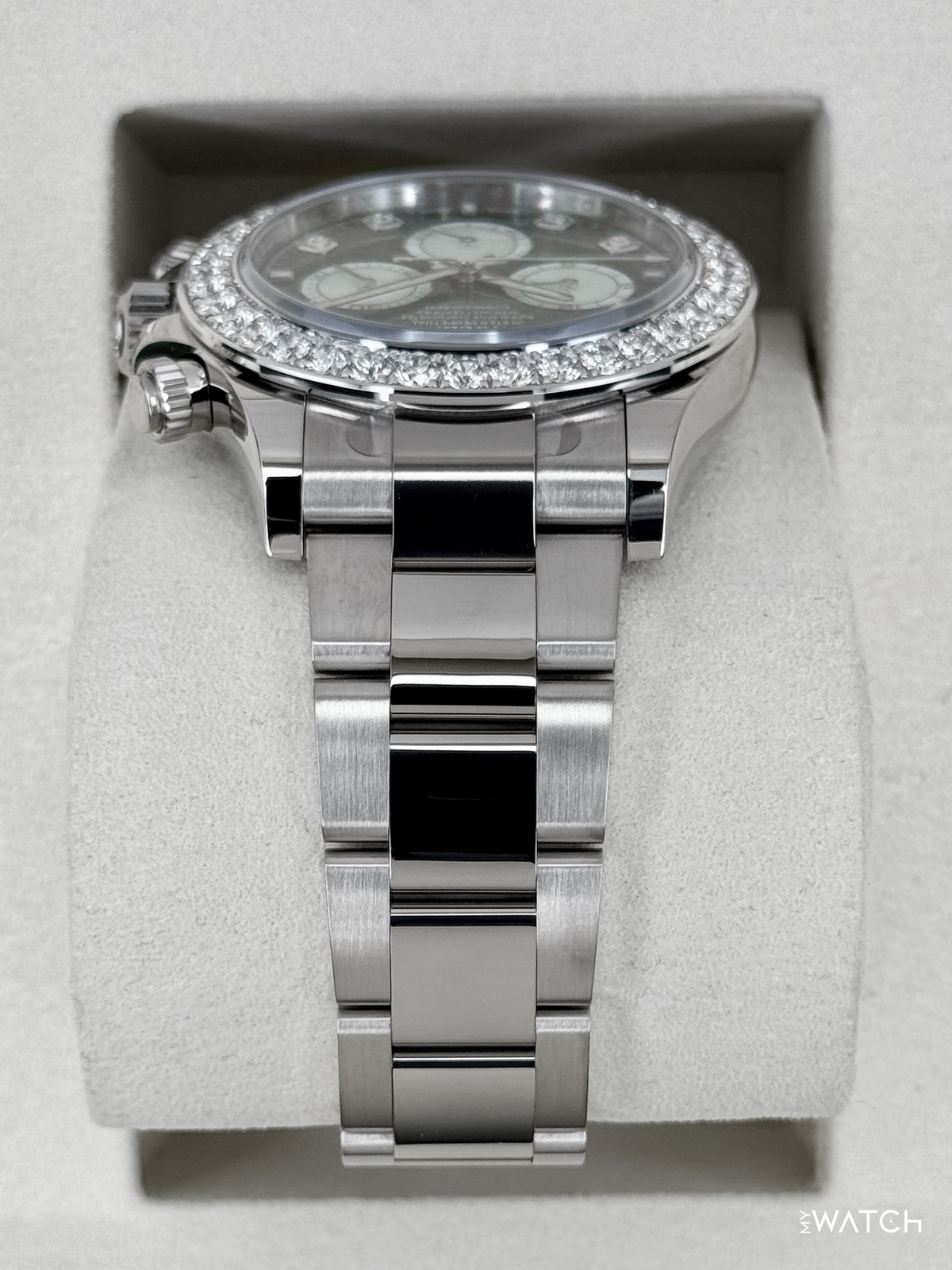 NEW 2025 Rolex Daytona 40mm 126579RBR Mother of Pearl Diamond Dial (STICKERED)