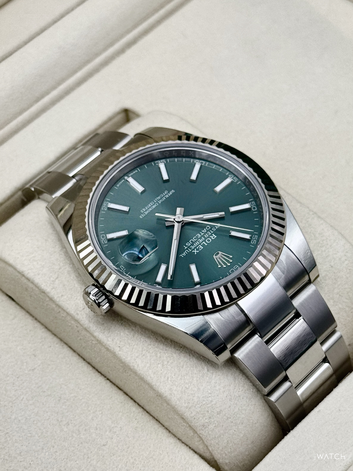 NEW 2026 Rolex Datejust 41mm 126334 Stainless Steel Oyster Green Dial - STICKERED