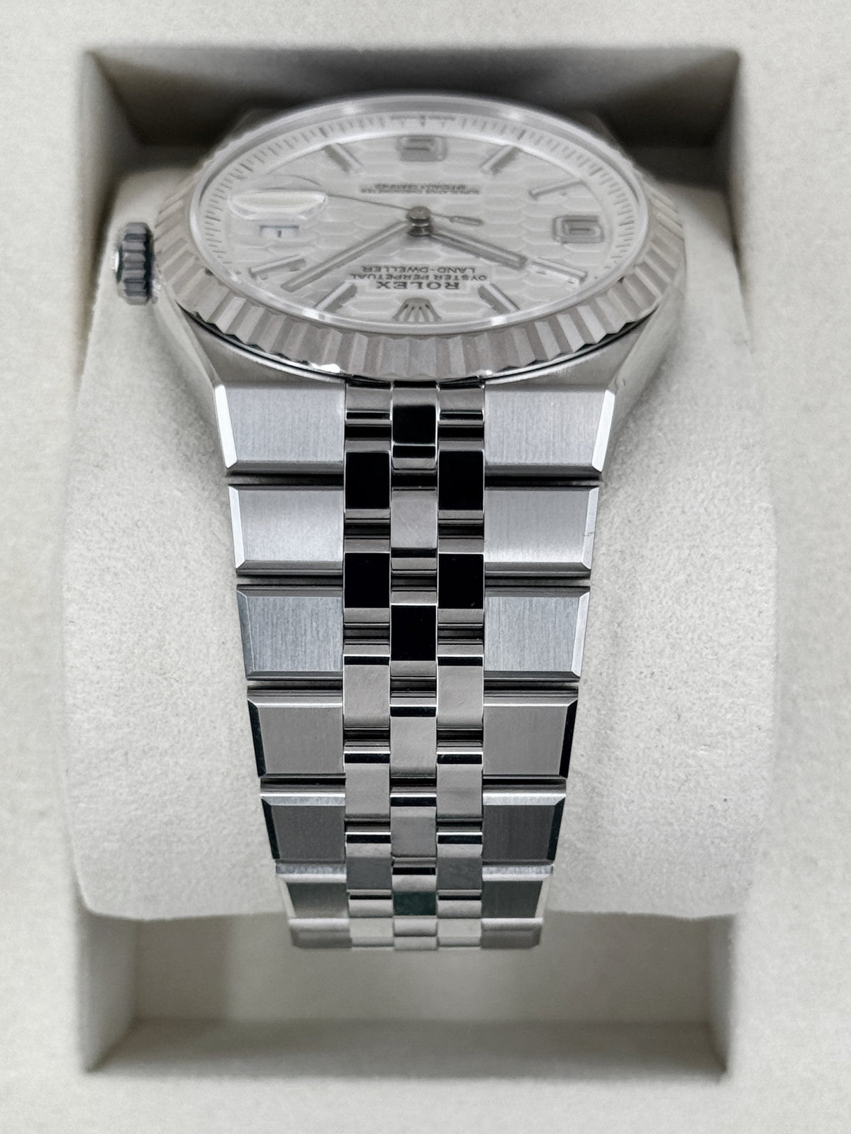 2026 Rolex Land-Dweller 40mm 127334 Stainless Steel Jubilee White Dial